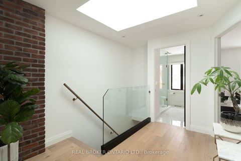 Photo 11 at 104 Greenlaw Avenue, Davenport, Toronto