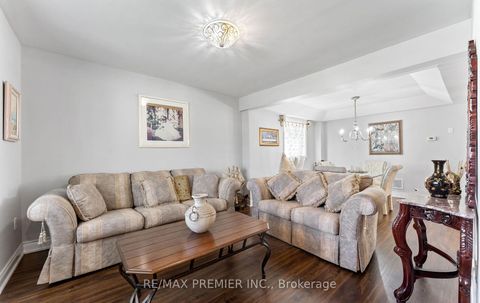 Photo 5 at 21 Yvonne Avenue, CFB, Toronto