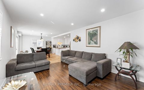 Photo 10 at 21 Yvonne Avenue, CFB, Toronto