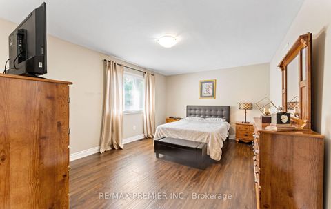 Photo 16 at 21 Yvonne Avenue, CFB, Toronto