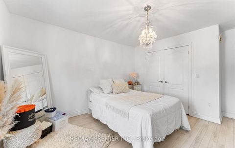 Photo 21 at 21 Yvonne Avenue, CFB, Toronto