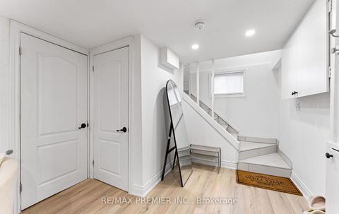 Photo 24 at 21 Yvonne Avenue, CFB, Toronto