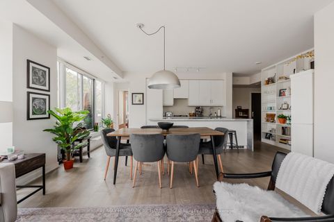 Photo 7 at 401 - 1960 Queen Street E, The Beaches, Toronto