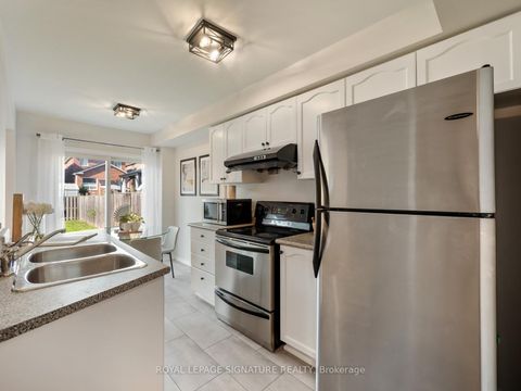 Photo 16 at 143 Bonspiel Drive, Morningside, Toronto