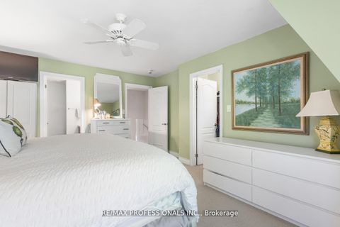 Photo 20 at 16 Dryden Way, Richview, Toronto