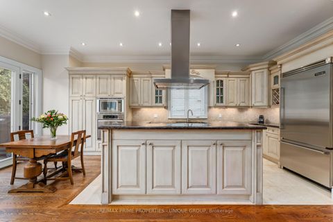 Photo 12 at 276 Greenfield Avenue, Willowdale East, Toronto