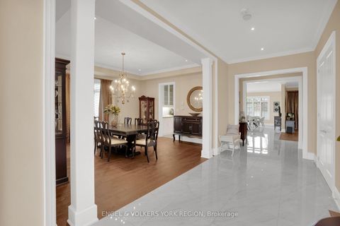 Photo 6 at 43 James Stokes Court, King City, King