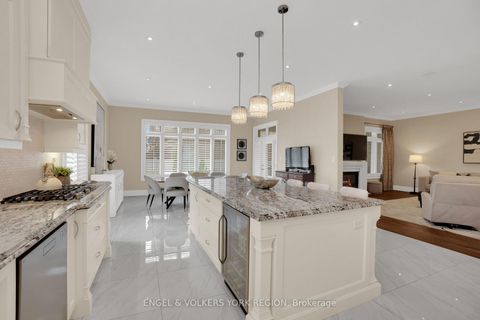 Photo 11 at 43 James Stokes Court, King City, King