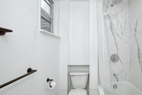 Photo 17 at 254A Carlton Street, South St. James Town, Toronto