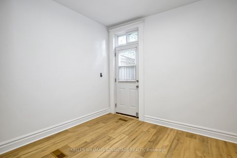 Photo 18 at 254A Carlton Street, South St. James Town, Toronto