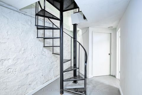 Photo 21 at 254A Carlton Street, South St. James Town, Toronto