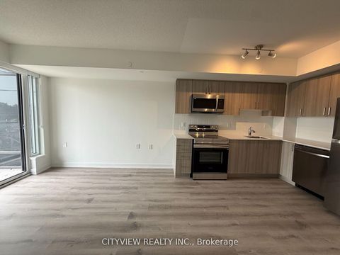 Photo 1 at 413 - 556 Marlee Avenue, Glen Park, Toronto