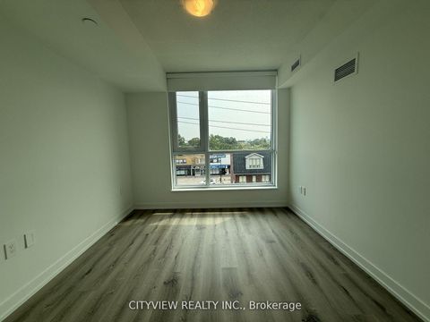 Photo 11 at 413 - 556 Marlee Avenue, Glen Park, Toronto