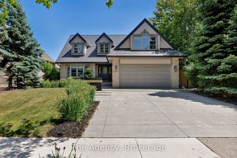 Photo 1 at 262 Mary Street, WO West, Oakville