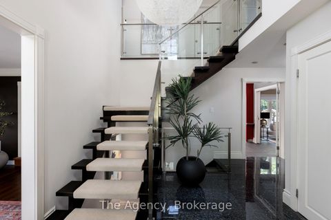 Photo 4 at 262 Mary Street, WO West, Oakville