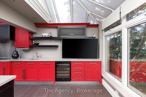 Photo 12 at 262 Mary Street, WO West, Oakville