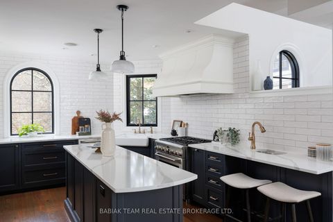 Photo 9 at 35 Baby Point Crescent, Lambton Baby Point, Toronto