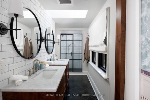 Photo 23 at 35 Baby Point Crescent, Lambton Baby Point, Toronto