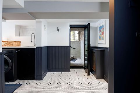 Photo 38 at 35 Baby Point Crescent, Lambton Baby Point, Toronto