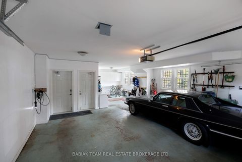 Photo 39 at 35 Baby Point Crescent, Lambton Baby Point, Toronto