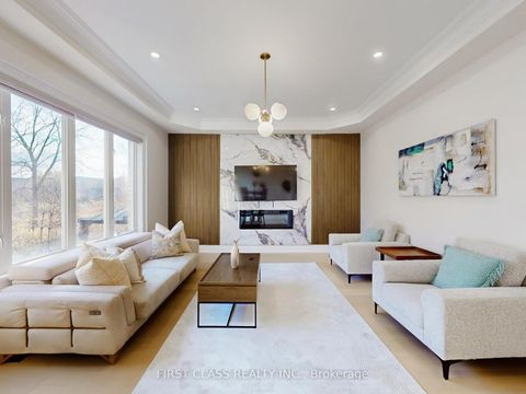 Photo 7 at 99 Rivermill Crescent, Patterson, Vaughan