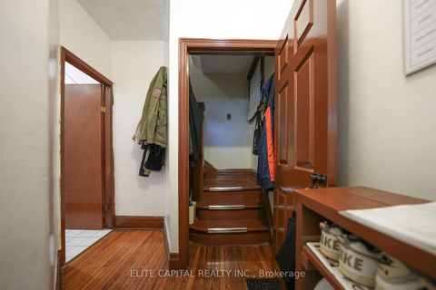 Photo 1 at 122 Marchmount Road, Wychwood, Toronto