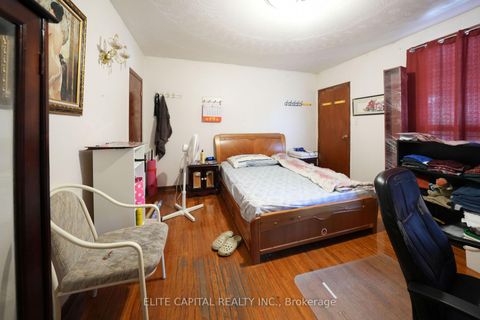 Photo 6 at 122 Marchmount Road, Wychwood, Toronto