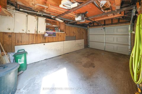 Photo 11 at 122 Marchmount Road, Wychwood, Toronto