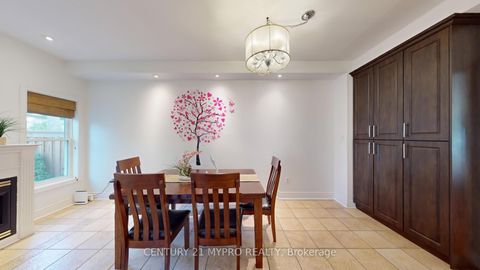 Photo 14 at 2244 Norfolk Drive, RO River Oaks, Oakville