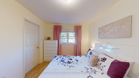 Photo 22 at 2244 Norfolk Drive, RO River Oaks, Oakville