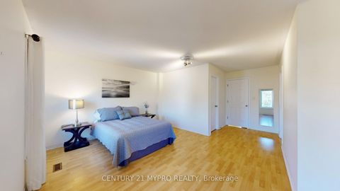 Photo 37 at 2244 Norfolk Drive, RO River Oaks, Oakville