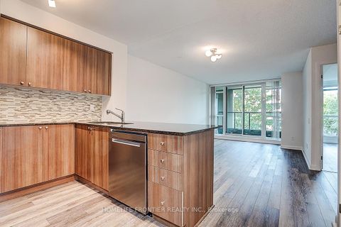 Photo 5 at 209 - 525 Wilson Avenue, Clanton Park, Toronto