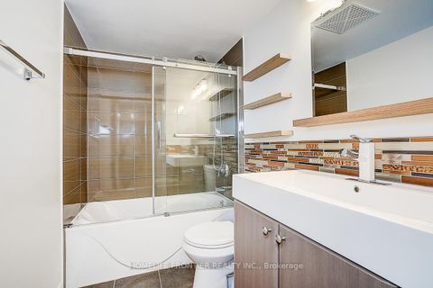 Photo 6 at 209 - 525 Wilson Avenue, Clanton Park, Toronto