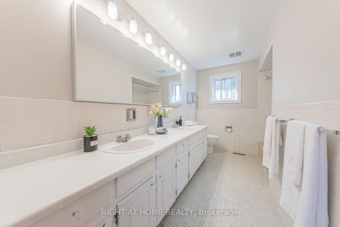 Photo 7 at 5 Greyswood Court, Humber Heights, Toronto