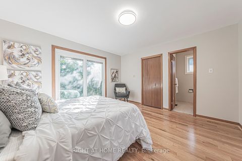 Photo 8 at 5 Greyswood Court, Humber Heights, Toronto