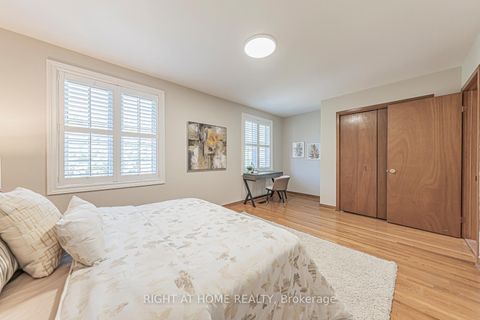 Photo 14 at 5 Greyswood Court, Humber Heights, Toronto