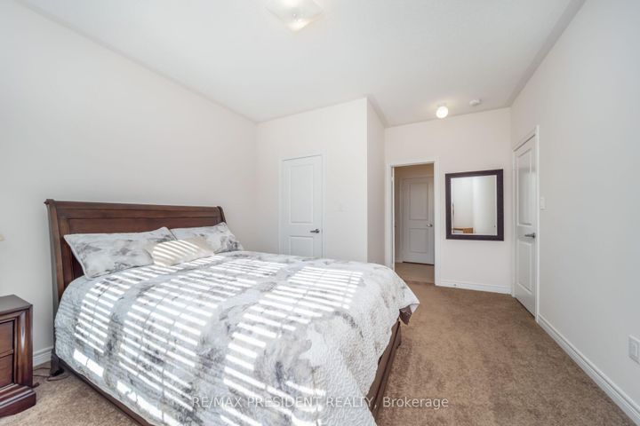 Photo 37 at 13 Clunburry Road, Northwest Brampton, Brampton