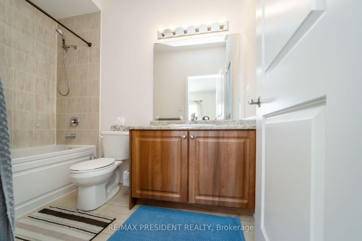 Photo 39 at 13 Clunburry Road, Northwest Brampton, Brampton