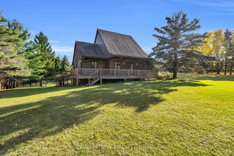 Photo 2 at 300 Old Bathurst Street, Rural King, King