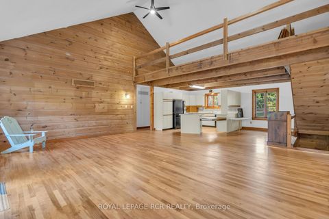 Photo 11 at 300 Old Bathurst Street, Rural King, King