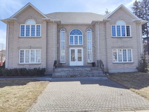 Photo 1 at 67 Chantilly Crescent, Westbrook, Richmond Hill
