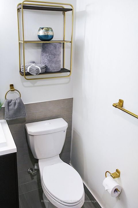 Photo 23 at N1808 - 6 Sonic Way, Flemingdon Park, Toronto