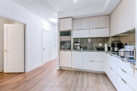 Photo 8 at 1508 - 318 Richmond Street W, Waterfront Communities C1, Toronto