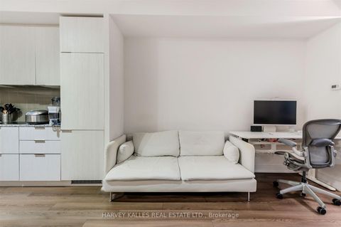 Photo 12 at 1508 - 318 Richmond Street W, Waterfront Communities C1, Toronto