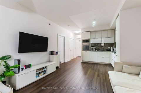 Photo 14 at 1508 - 318 Richmond Street W, Waterfront Communities C1, Toronto