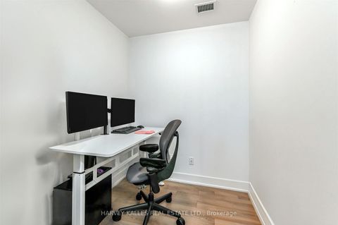 Photo 17 at 1508 - 318 Richmond Street W, Waterfront Communities C1, Toronto