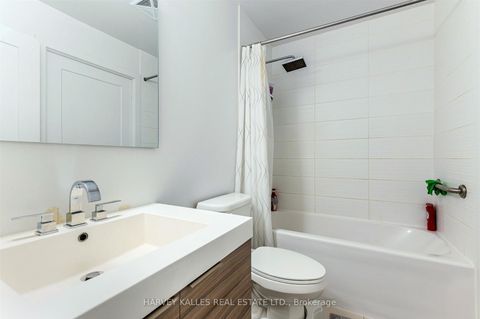 Photo 24 at 1508 - 318 Richmond Street W, Waterfront Communities C1, Toronto