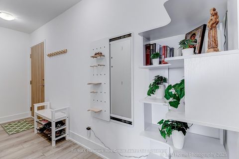 Photo 4 at 534 - 3100 Keele Street, CFB, Toronto