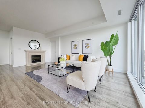 Photo 6 at 705B - 9608 Yonge Street, North Richvale, Richmond Hill