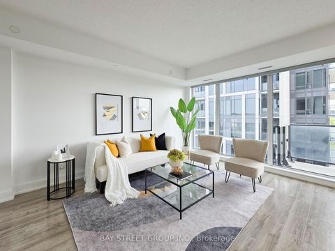 Photo 8 at 705B - 9608 Yonge Street, North Richvale, Richmond Hill